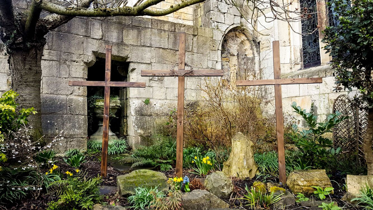 St Olave's Easter Garden