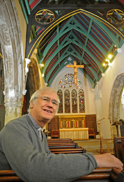 Revd Derek Earis